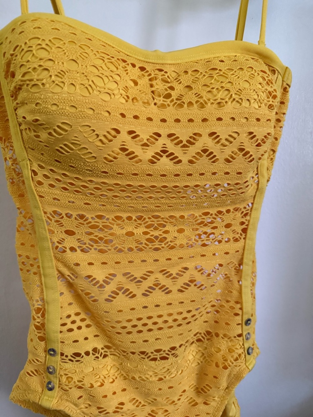 Lookbook store crochet bathing suit yellow size 8 - Picture 2 of 7